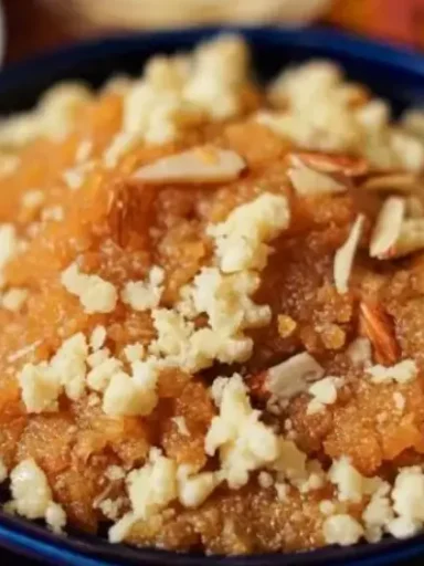 Moong Dal Halwa Recipe in Hindi